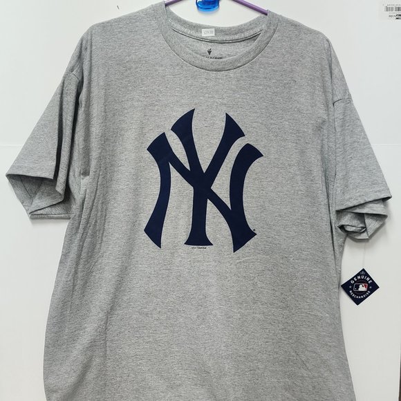 Other - MLB NY Yankees Short Sleeve T-Shirt